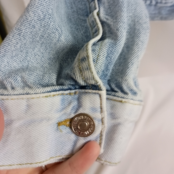 FOREVER 21 Distressed Thrash Grunge Patchwork Denim Relaxed Jacket (#1,376)(C) - Picture 9 of 10